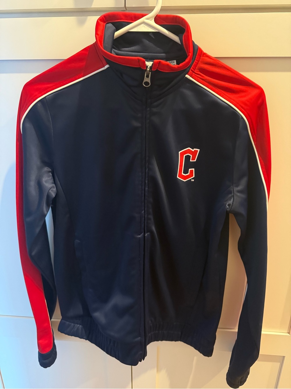 Woman’s Navy and Red Cleveland Guardians Jacket with 'C' Logo